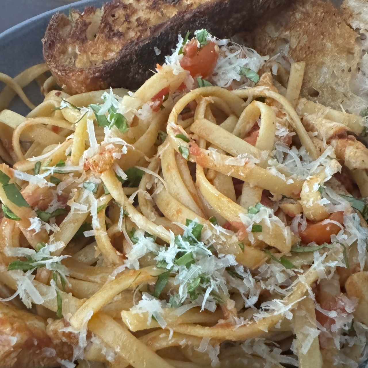 Cherry Tomato Chicken Pasta