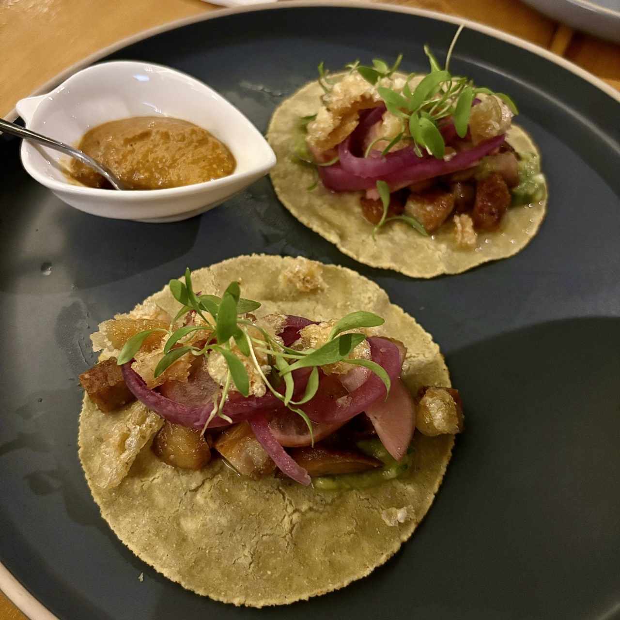 Tacos - Chicharrón (2 und)