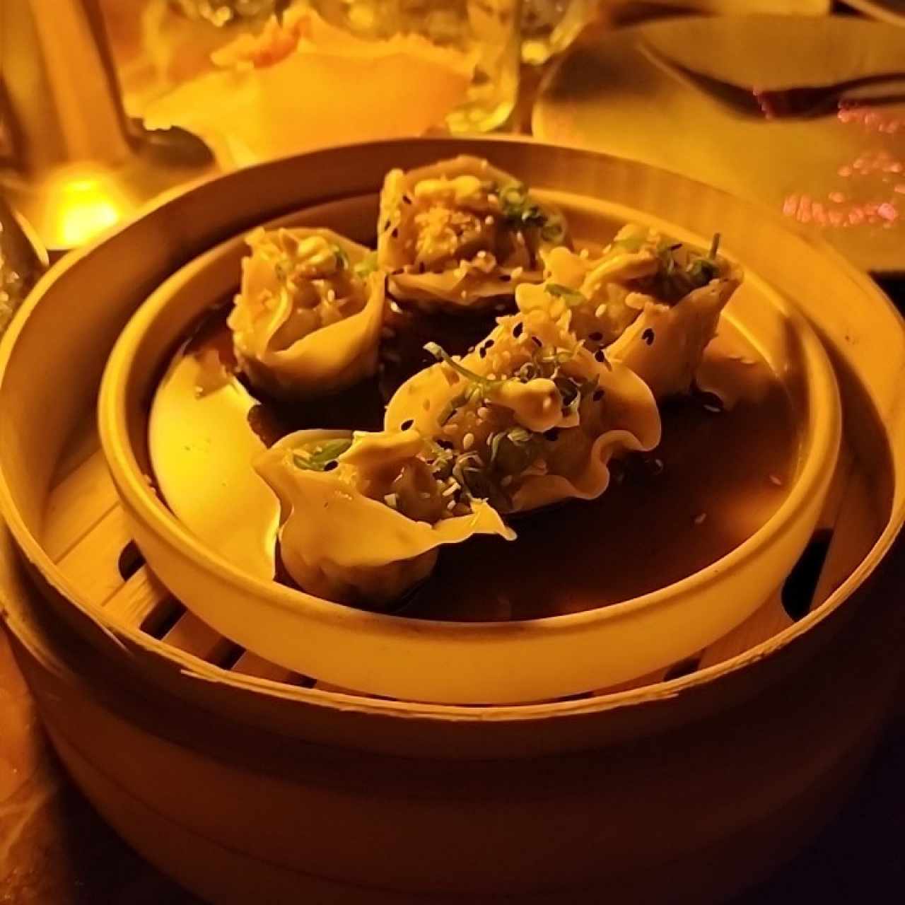 TO SHARE - DUMPLING DE LECHÓN