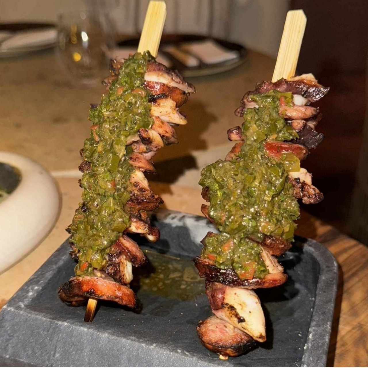 BROCHETA DE PULPO Y CHORIZO