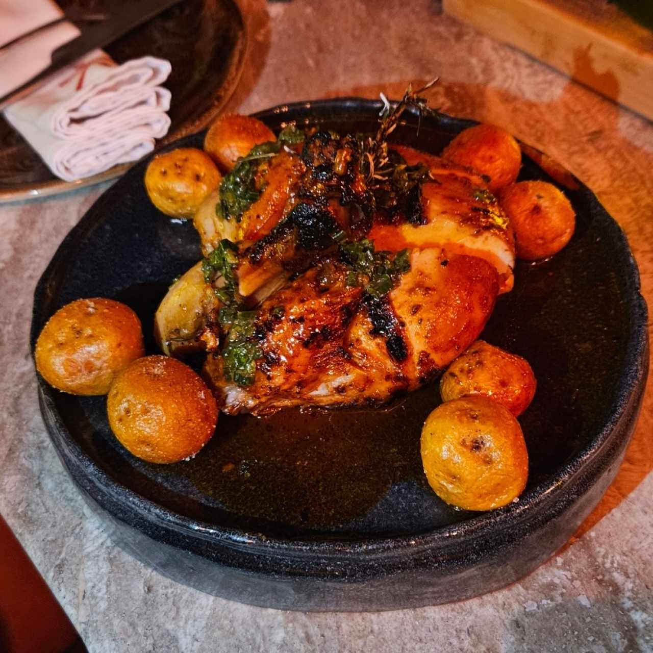 POLLO A LA BRASA