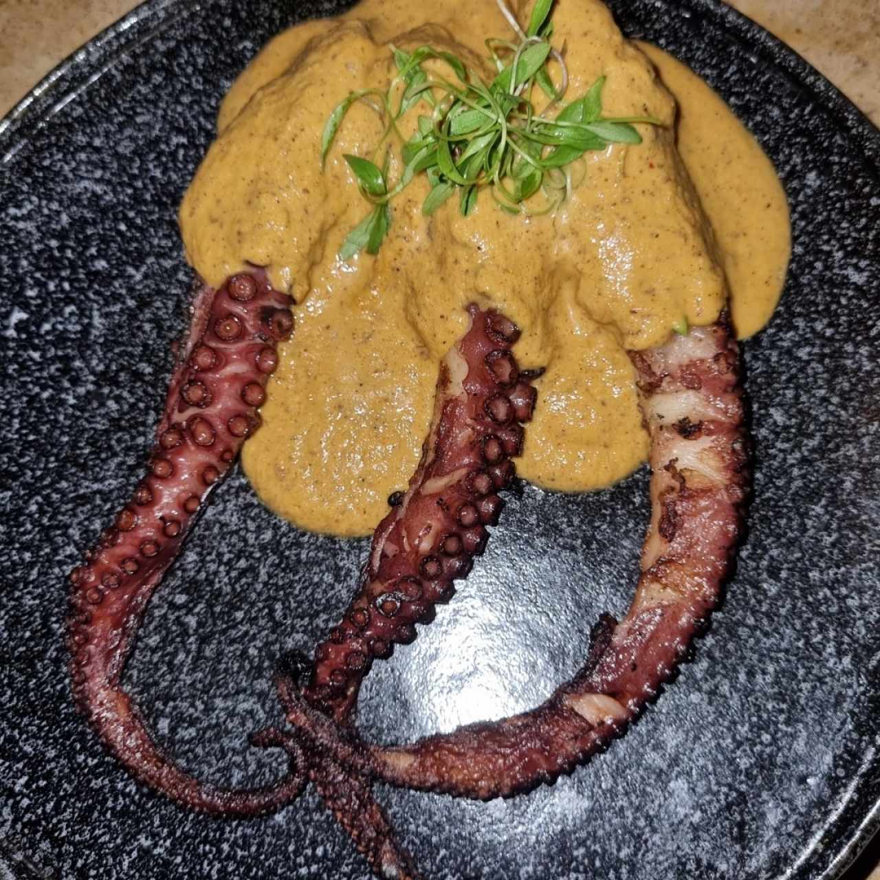 PULPO A LA PARRILLA