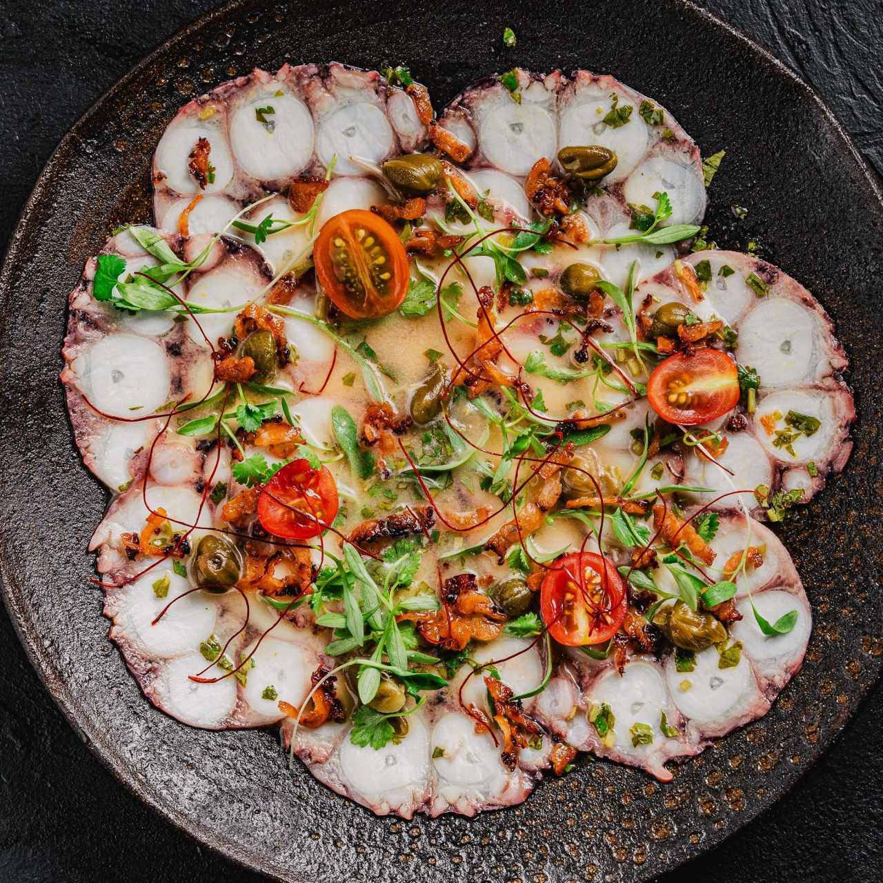 PULPO TIRADITO