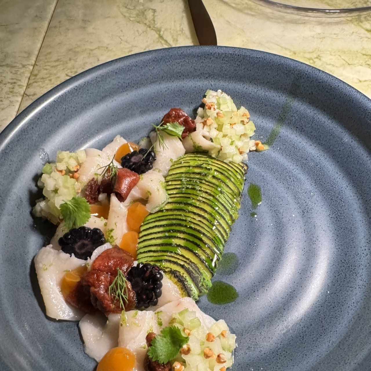 CRUDO DE HAMACHI (KF)