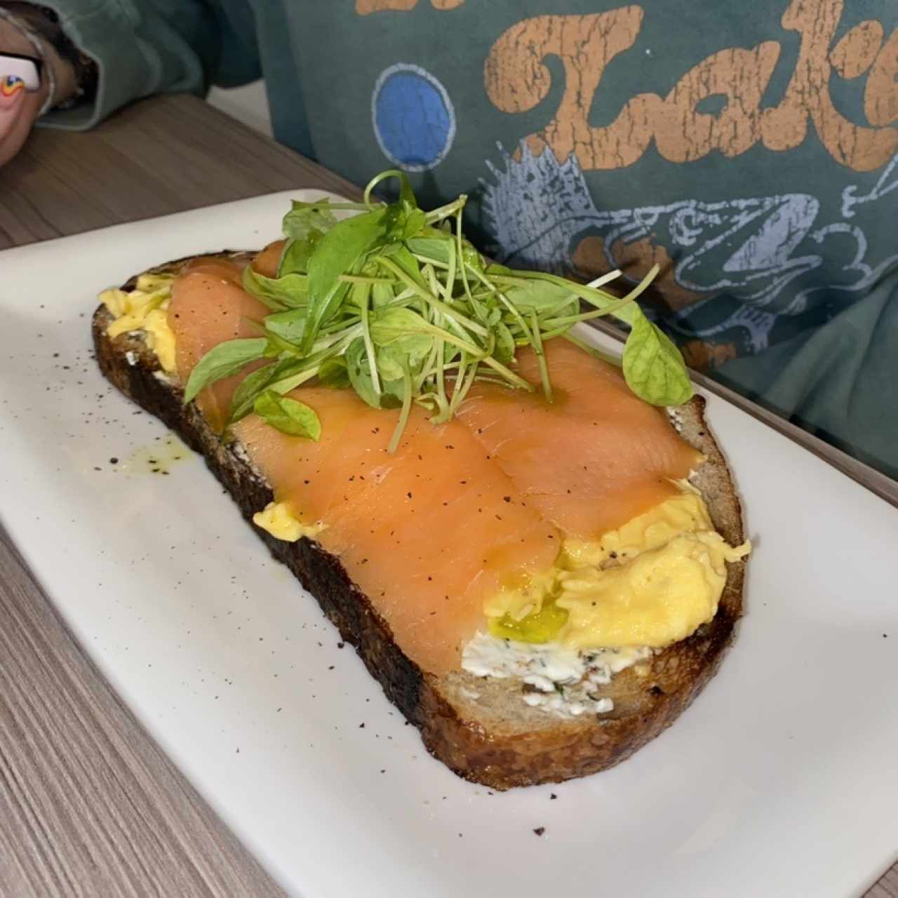 Huevos y Salmón Ahumado