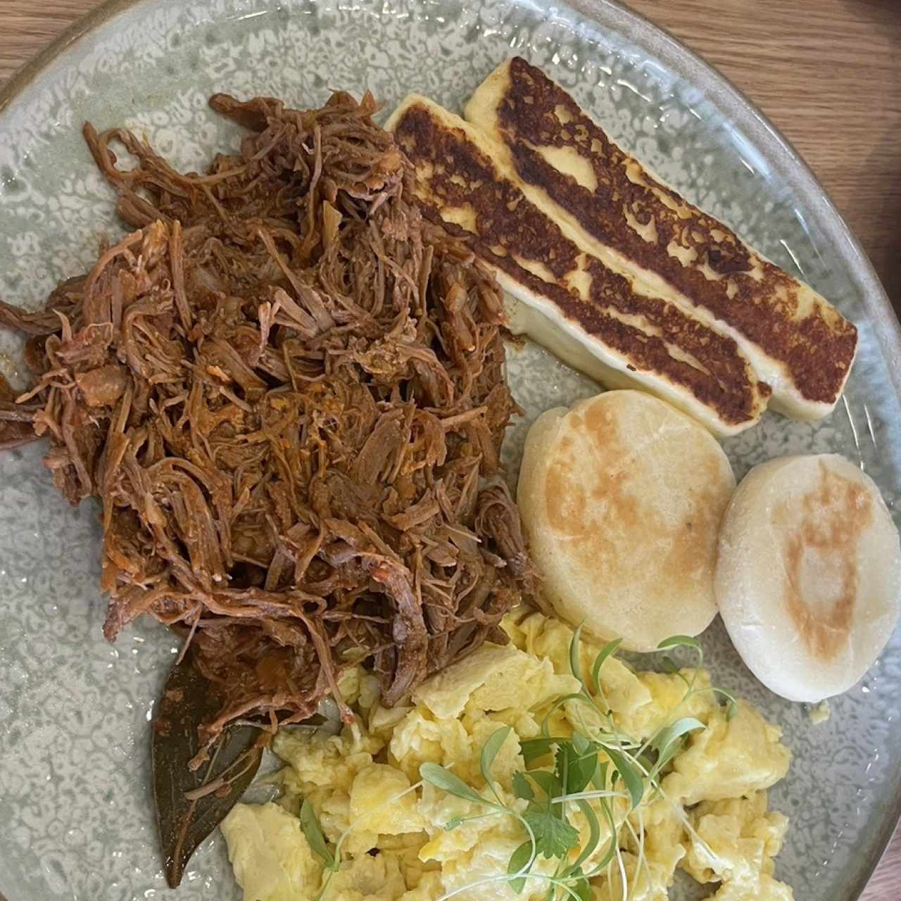 Ropa Vieja en Salsa criolla