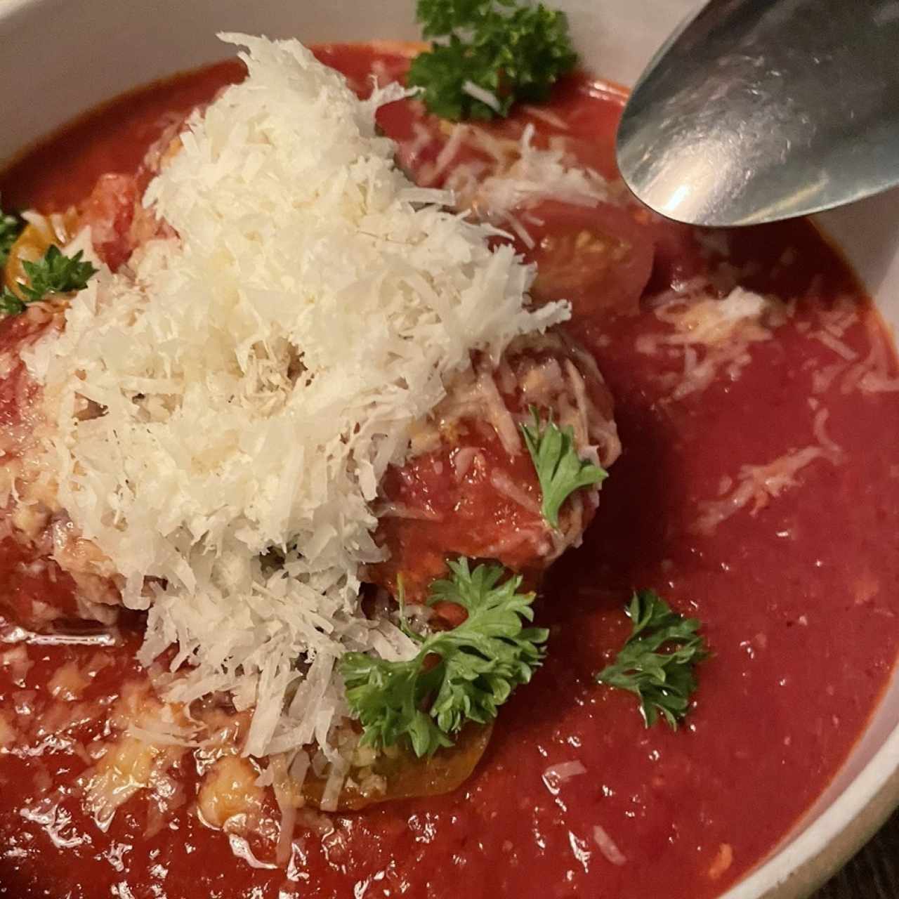 Lunch- Antipasti - Polpette,Pomodorini e Pecorino