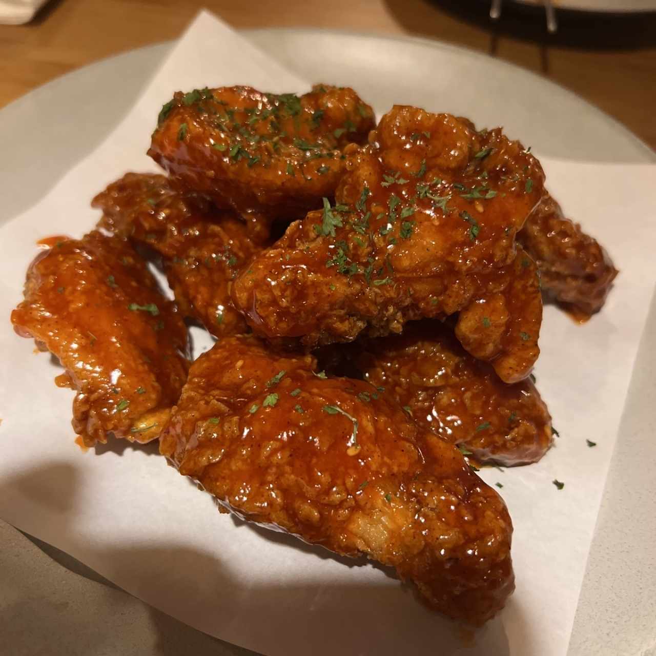 Korean fried chicken picante y agridulce