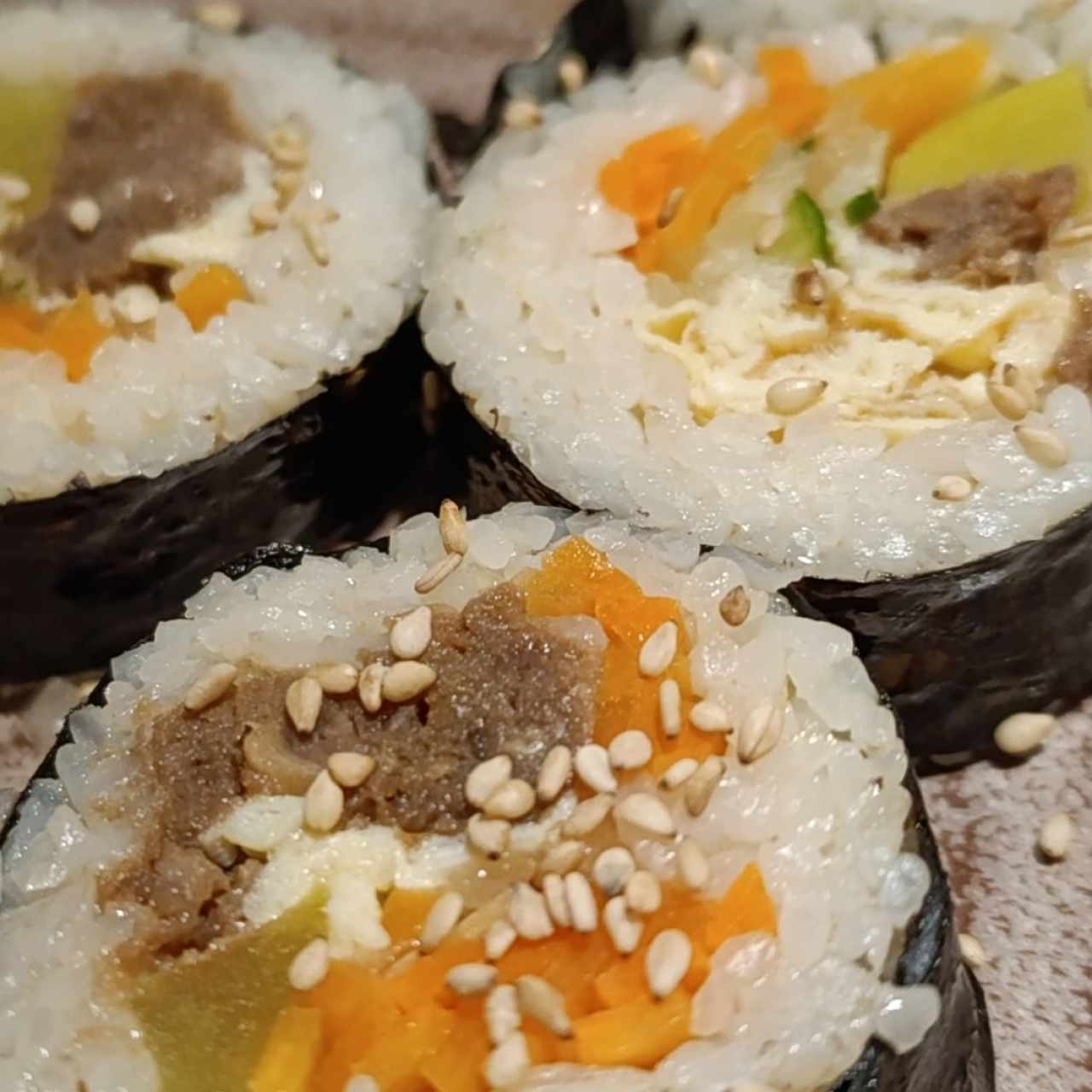 Entradas - Kimbap Bulgogi