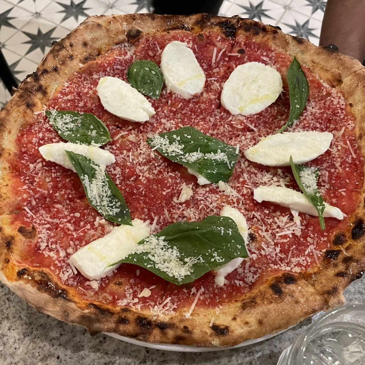 Pizzas Rojas - Margherita con Búfala