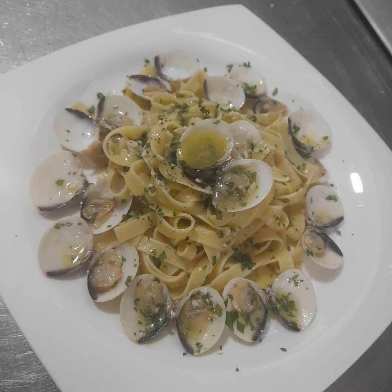 Fettuccine Vongole