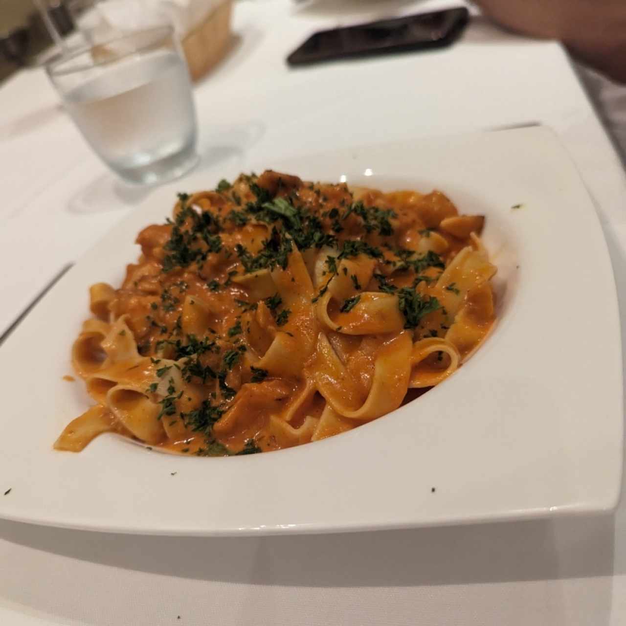 Fettuccine al Salmone Fumicato