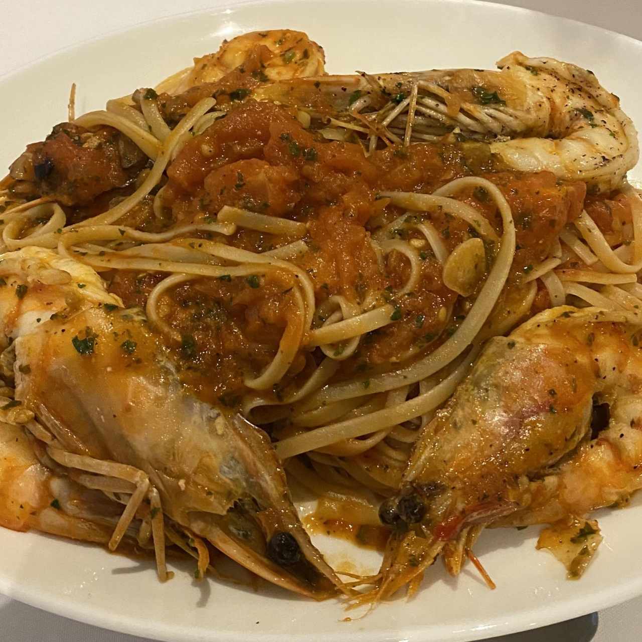 Linguini al Filetto con Langostini