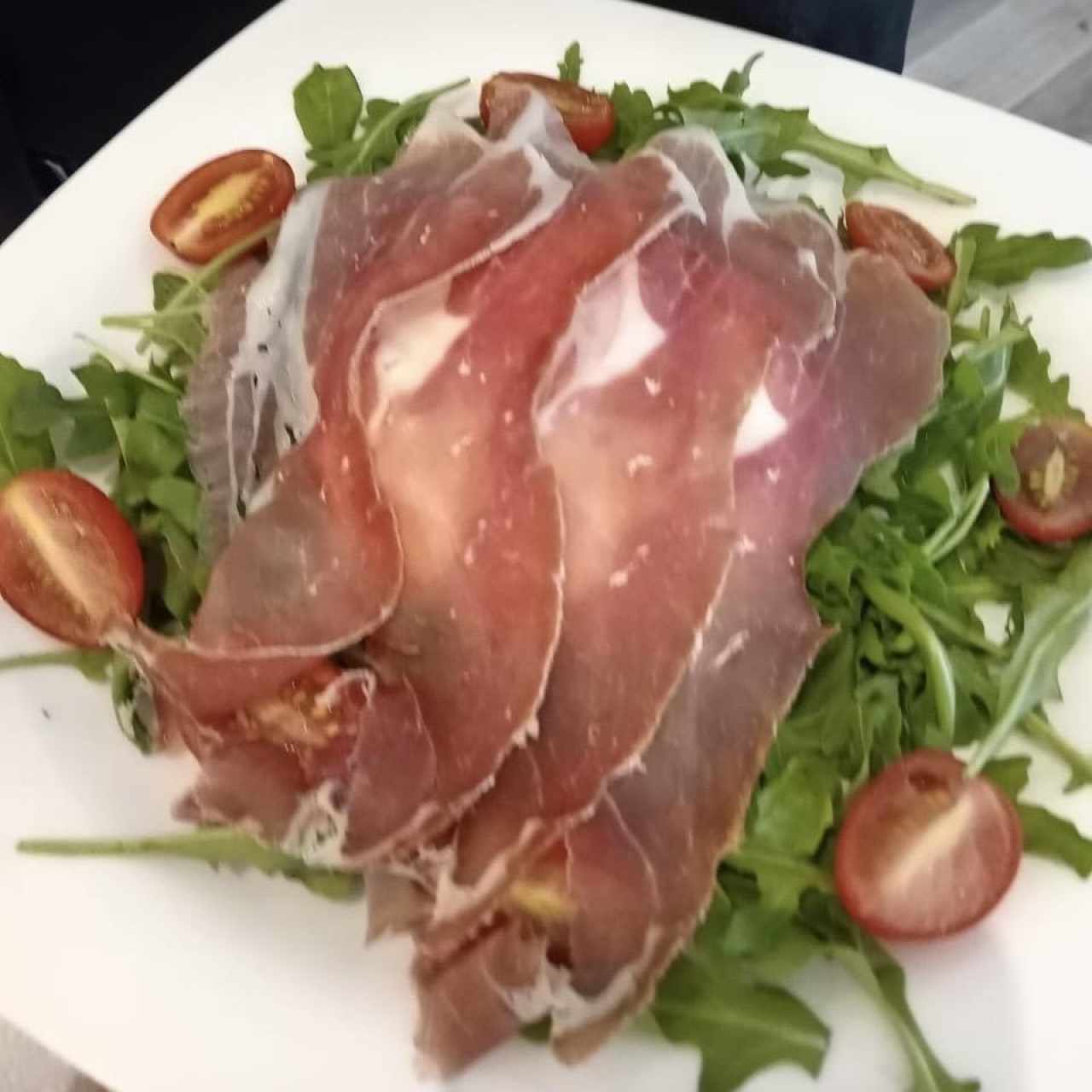 Burrata con Prosciutto