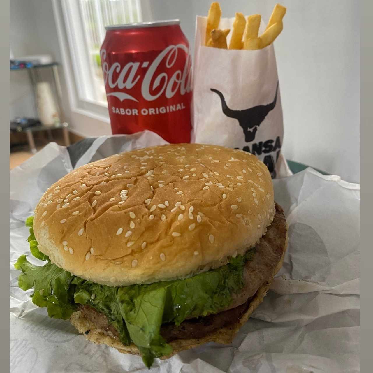 Combo de hamburguesa sencilla