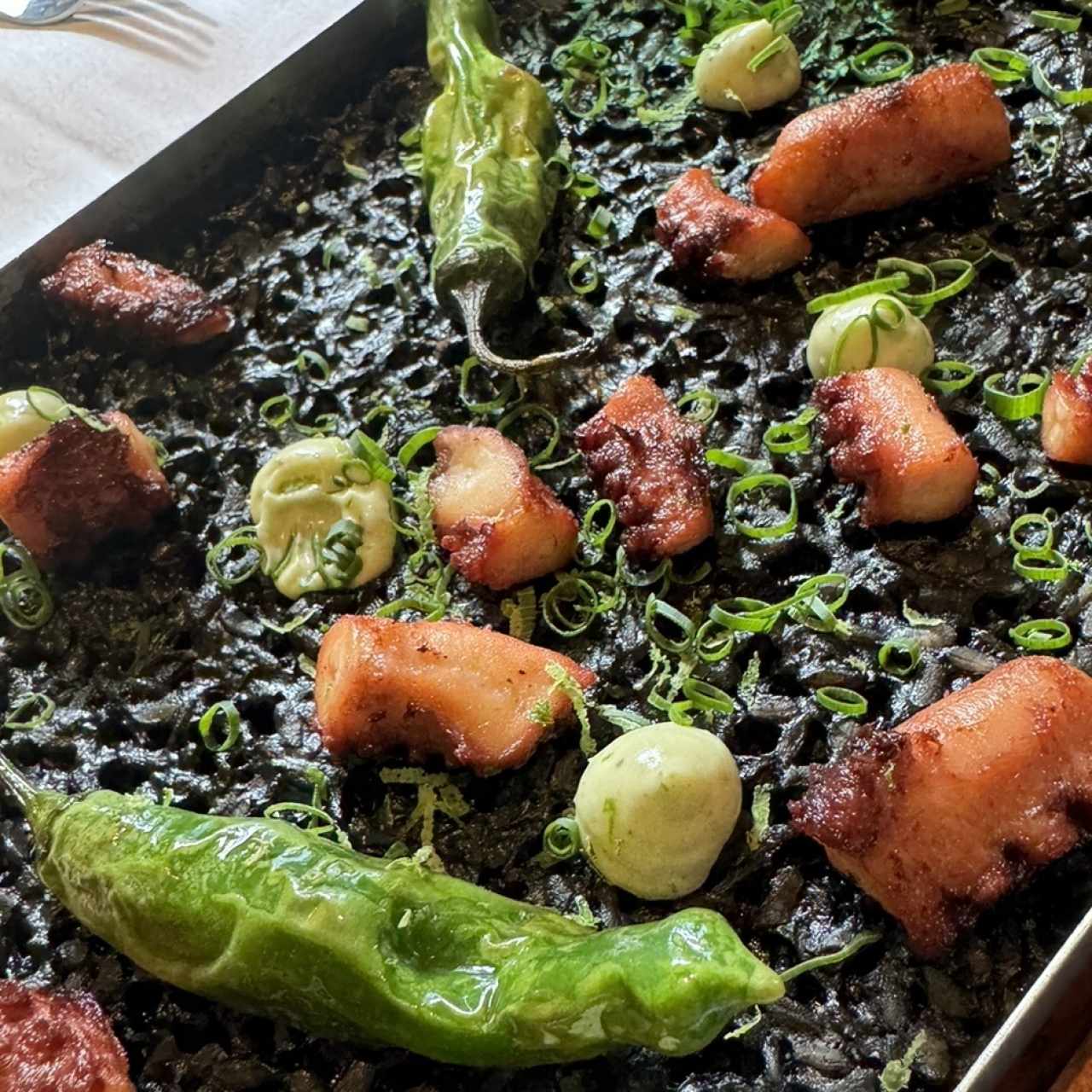 ARROZ NEGRO DE PULPO CROCANTE