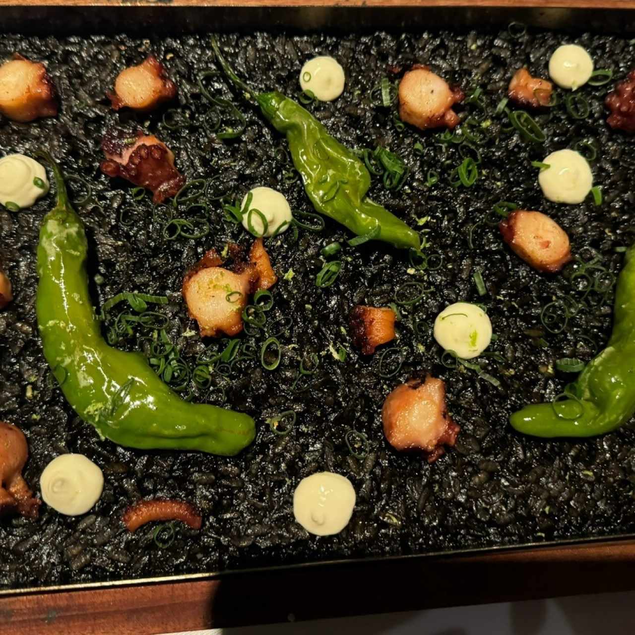 ARROZ NEGRO DE PULPO CROCANTE