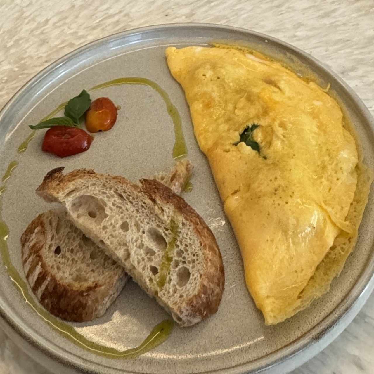 DESAYUNOS - BUNGLA OMELLETE