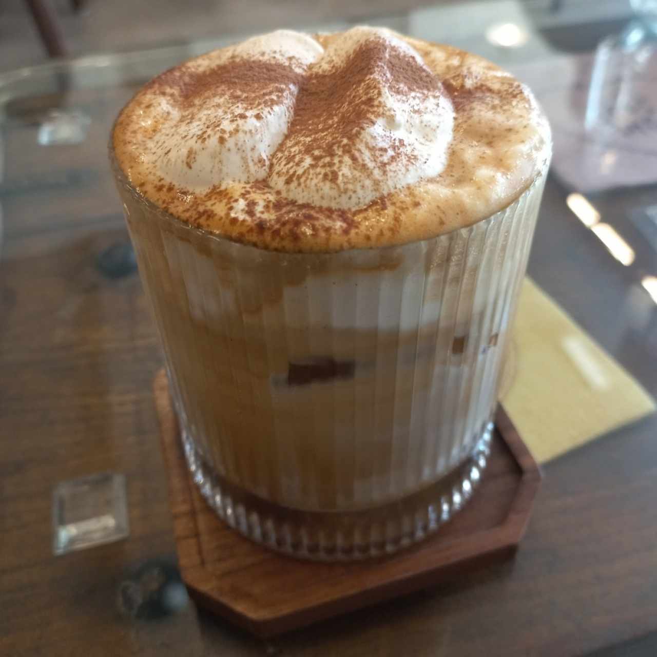 Maru cream almond latte