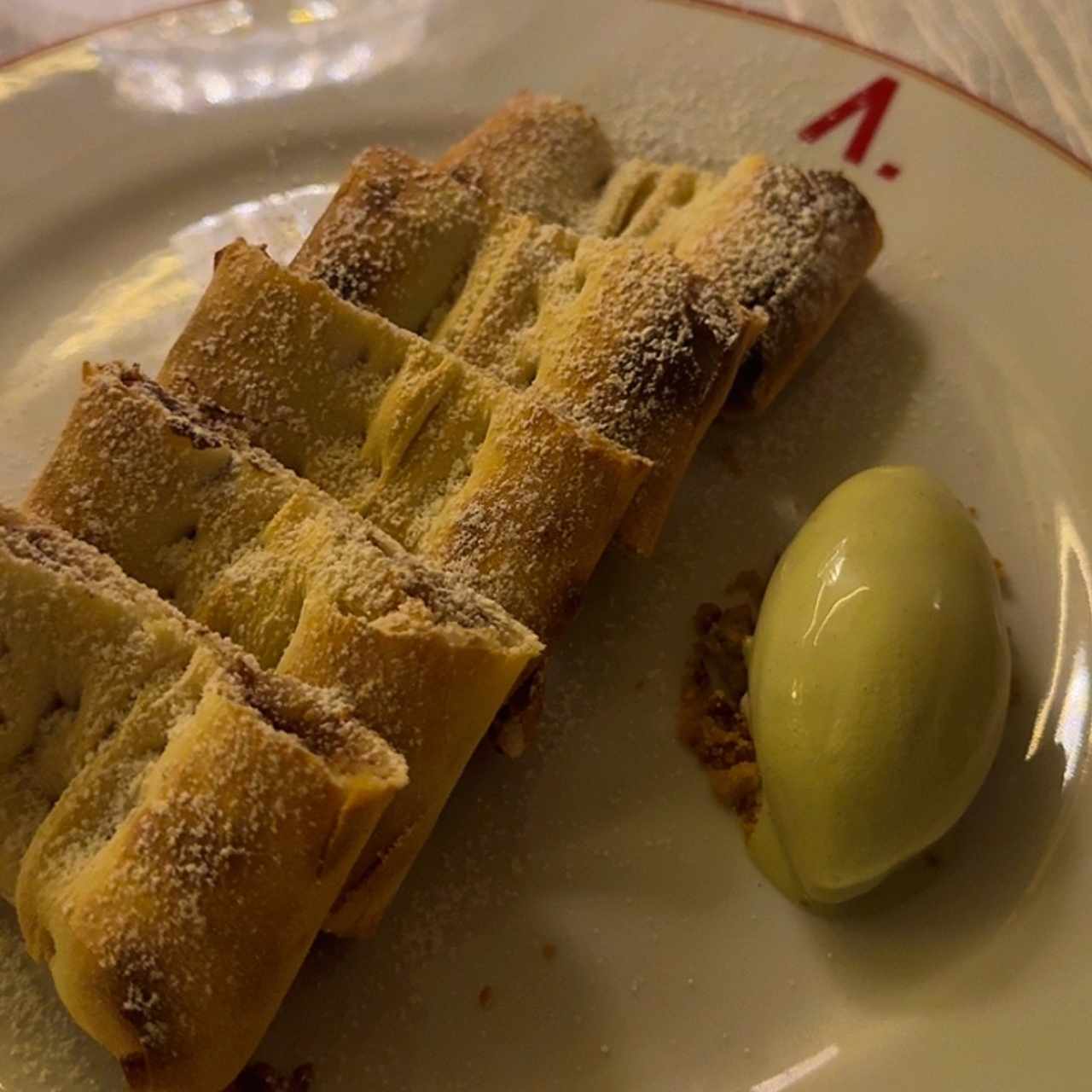 Postre helado con masa de nutella