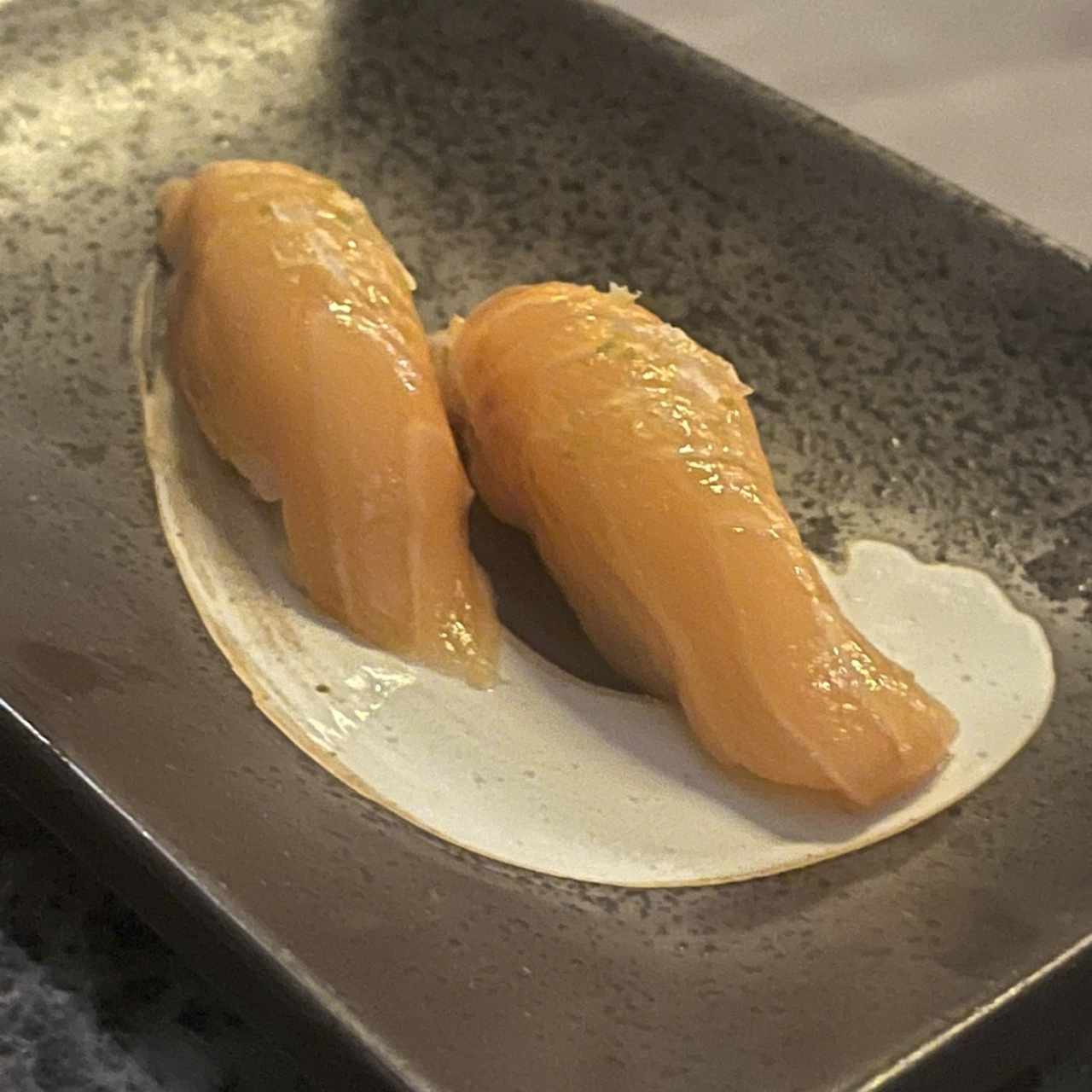 Nigiri de salmon