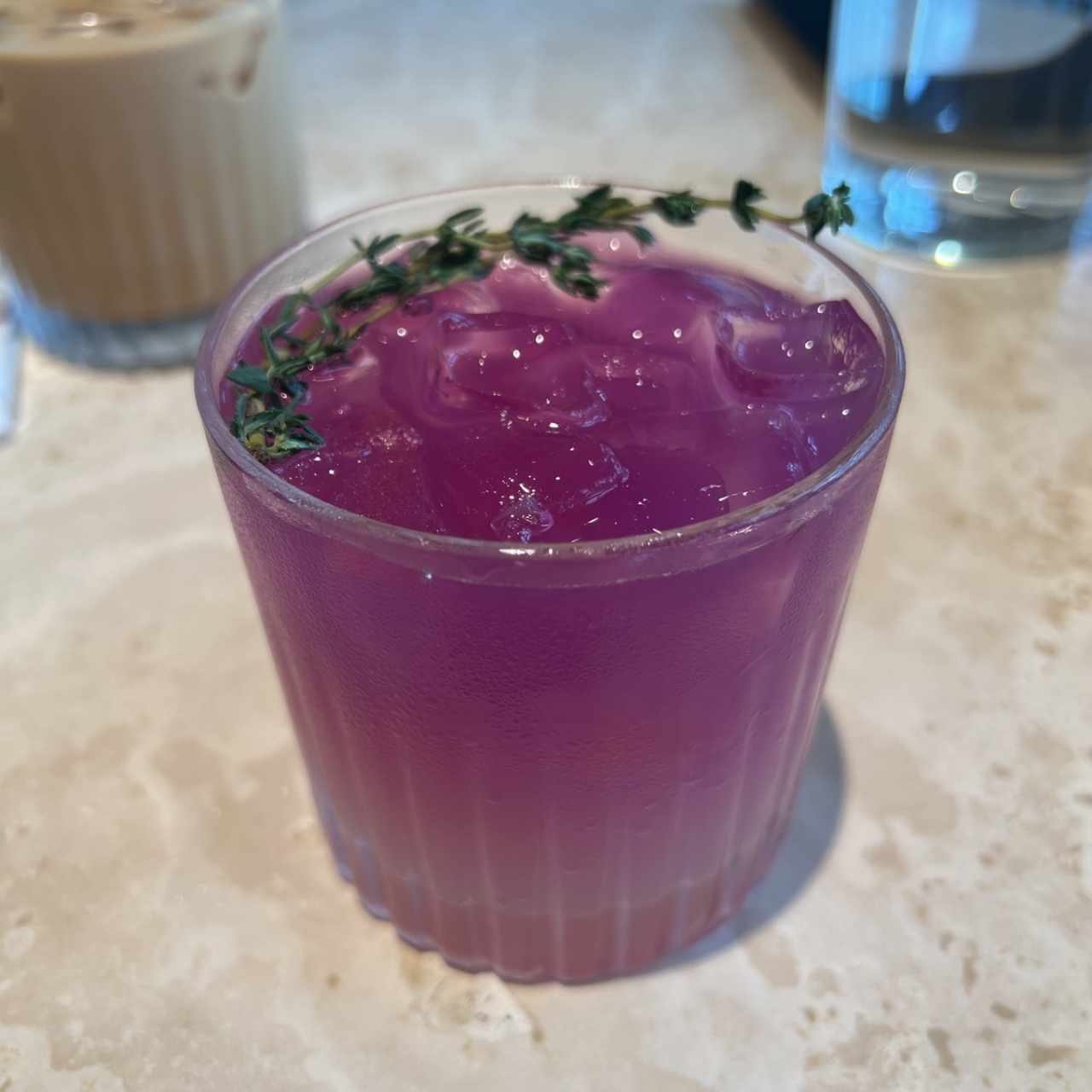 Lavender Limonade