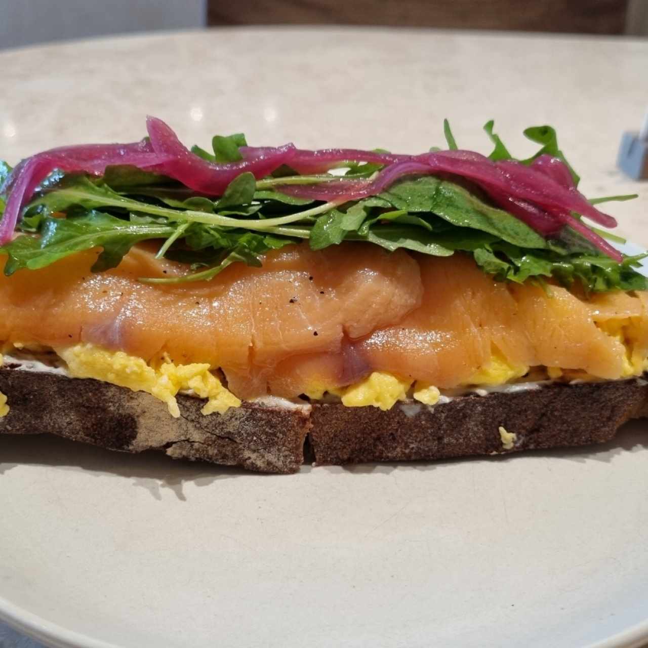 Tostadas de salmón