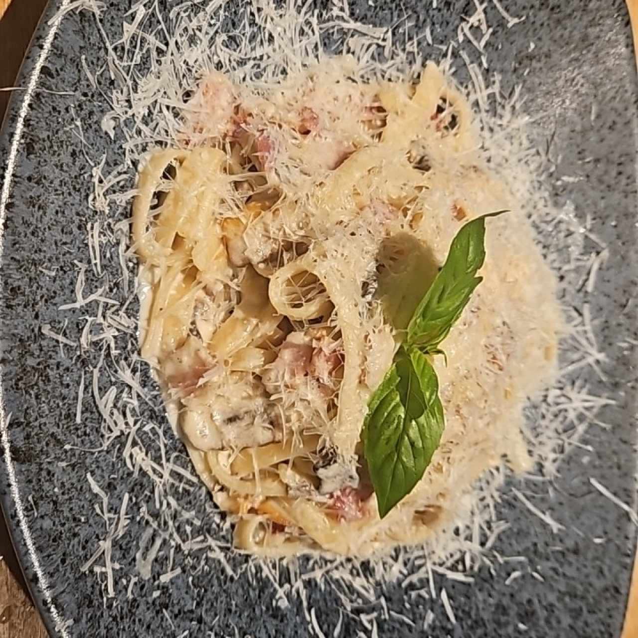 Pasta Funghi 