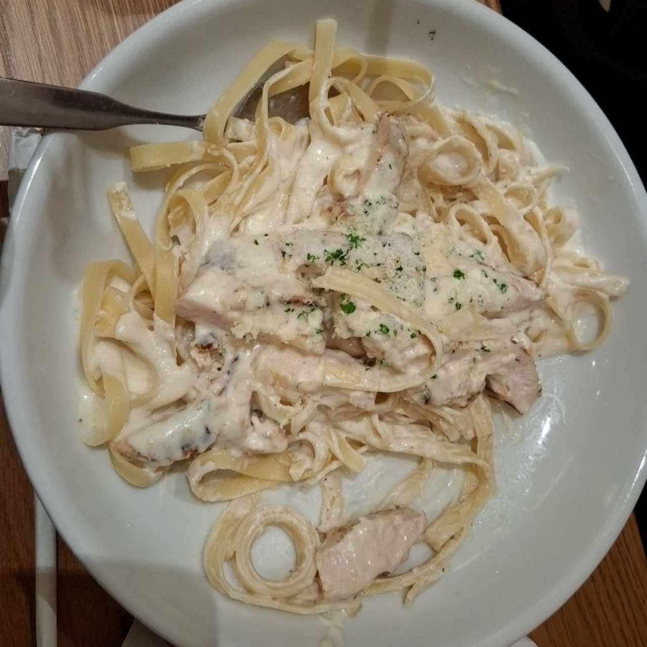 Pasta Alfredo de pollo