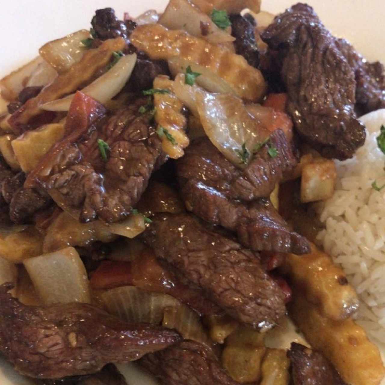 lomo saltado