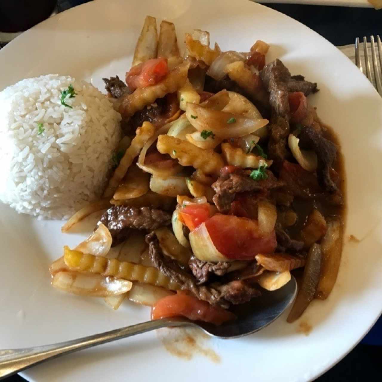 Lomo Saltado con Arroz