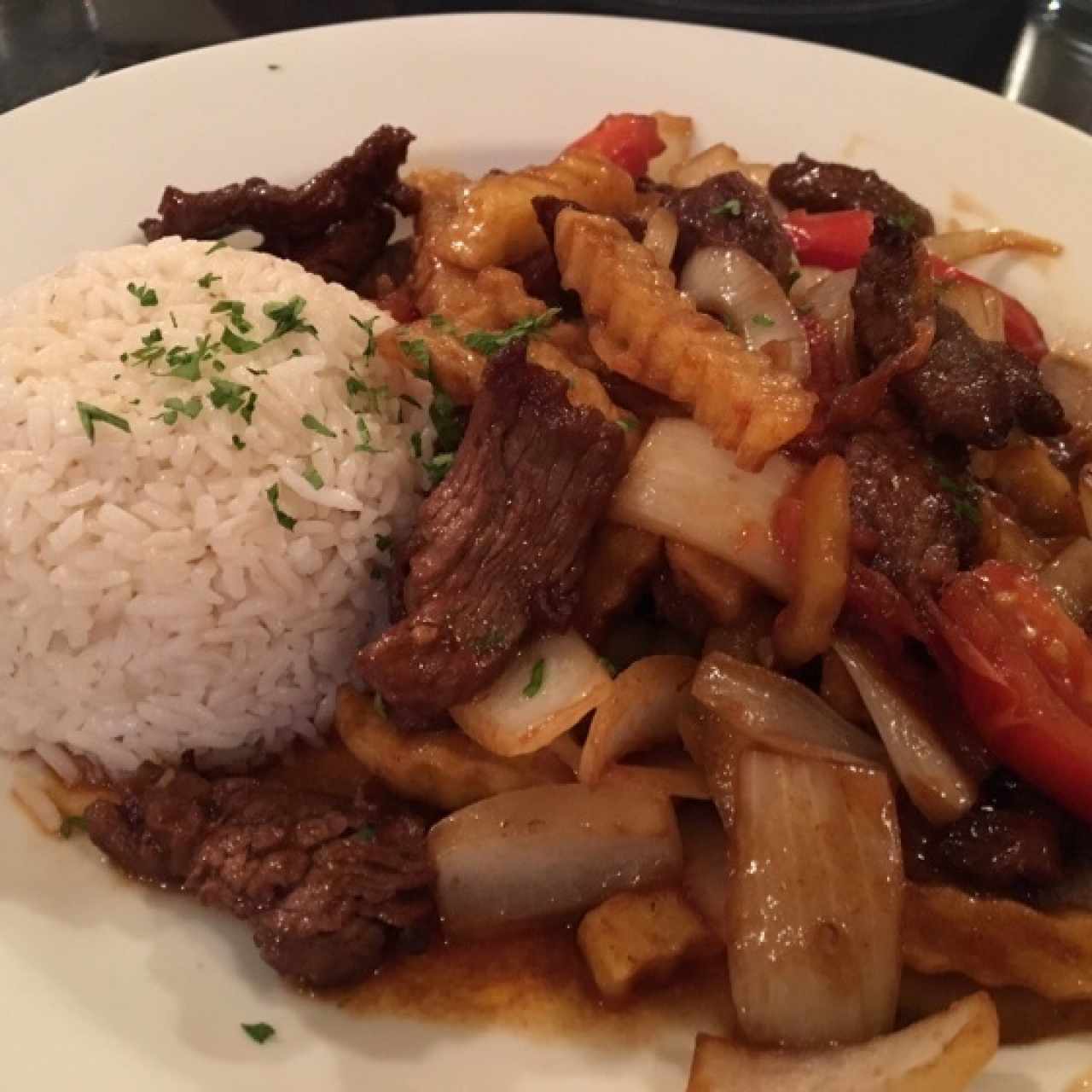 Lomito Saltado