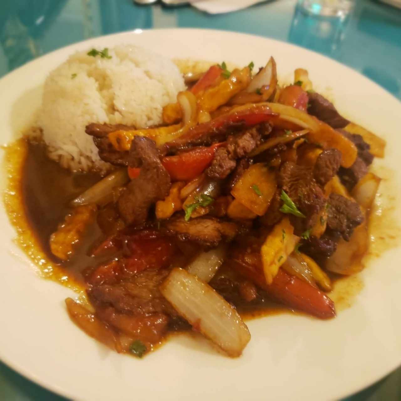 lomo saltado 