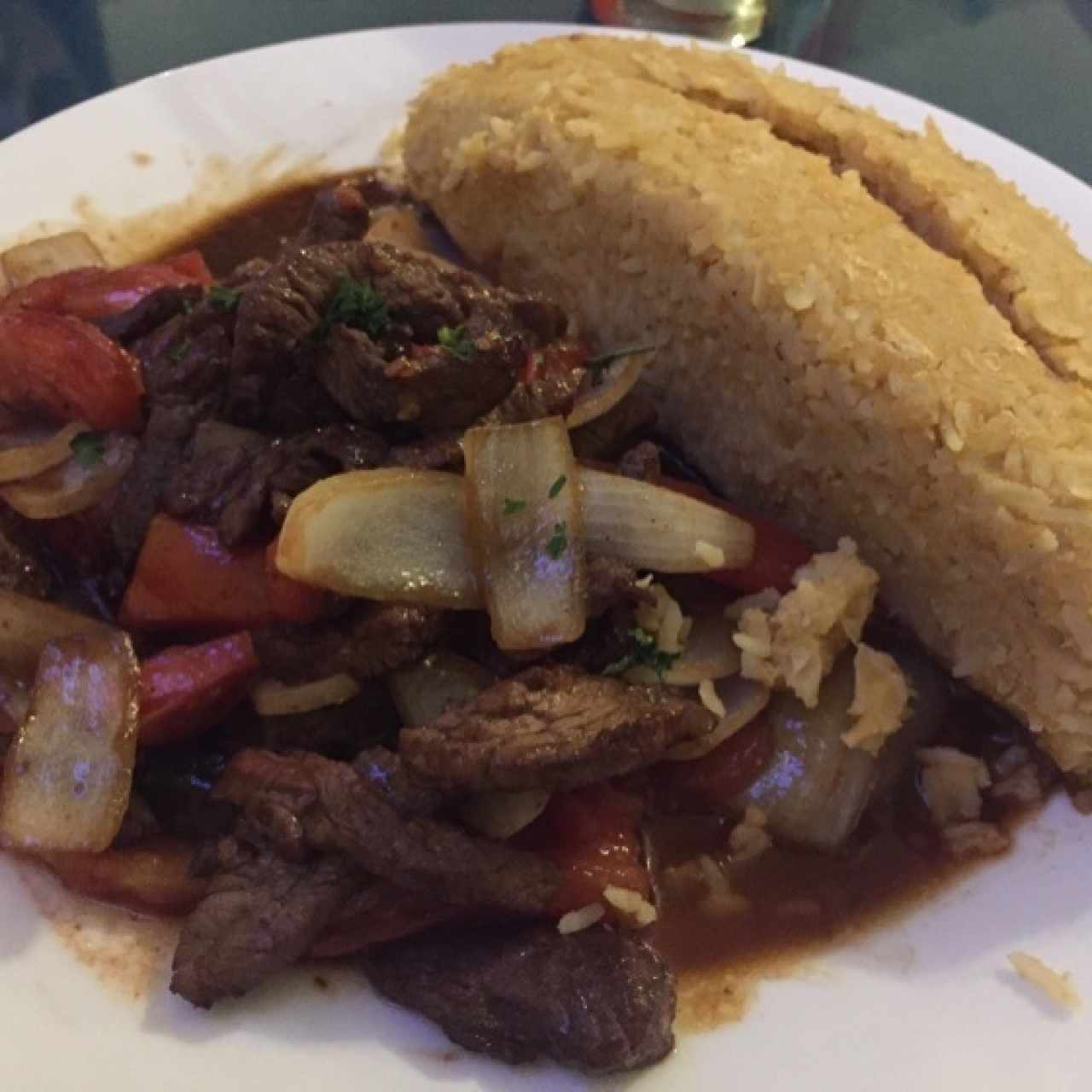 Tacutacu con Lomo saltado