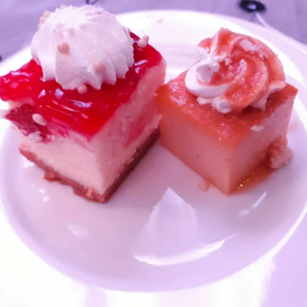 Cheesecake de fresa y flan