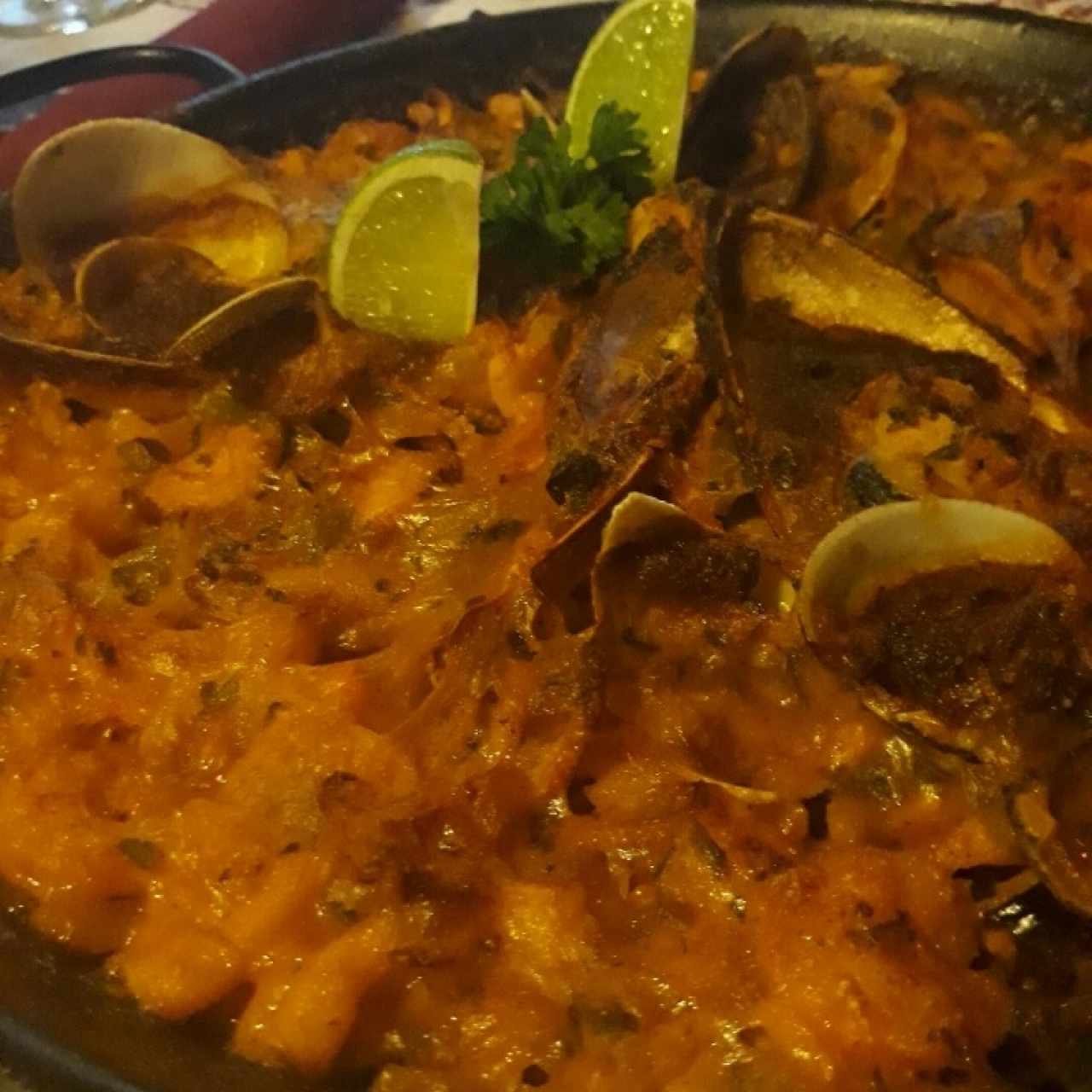 paella de mariscos