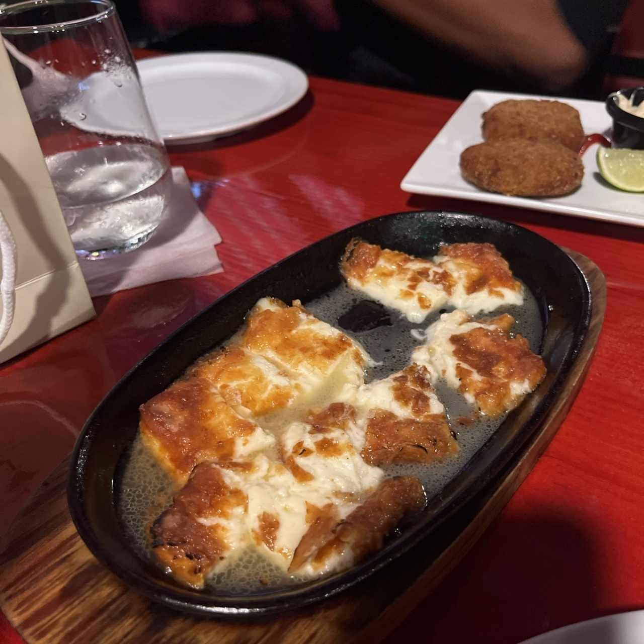 Queso Saganaki