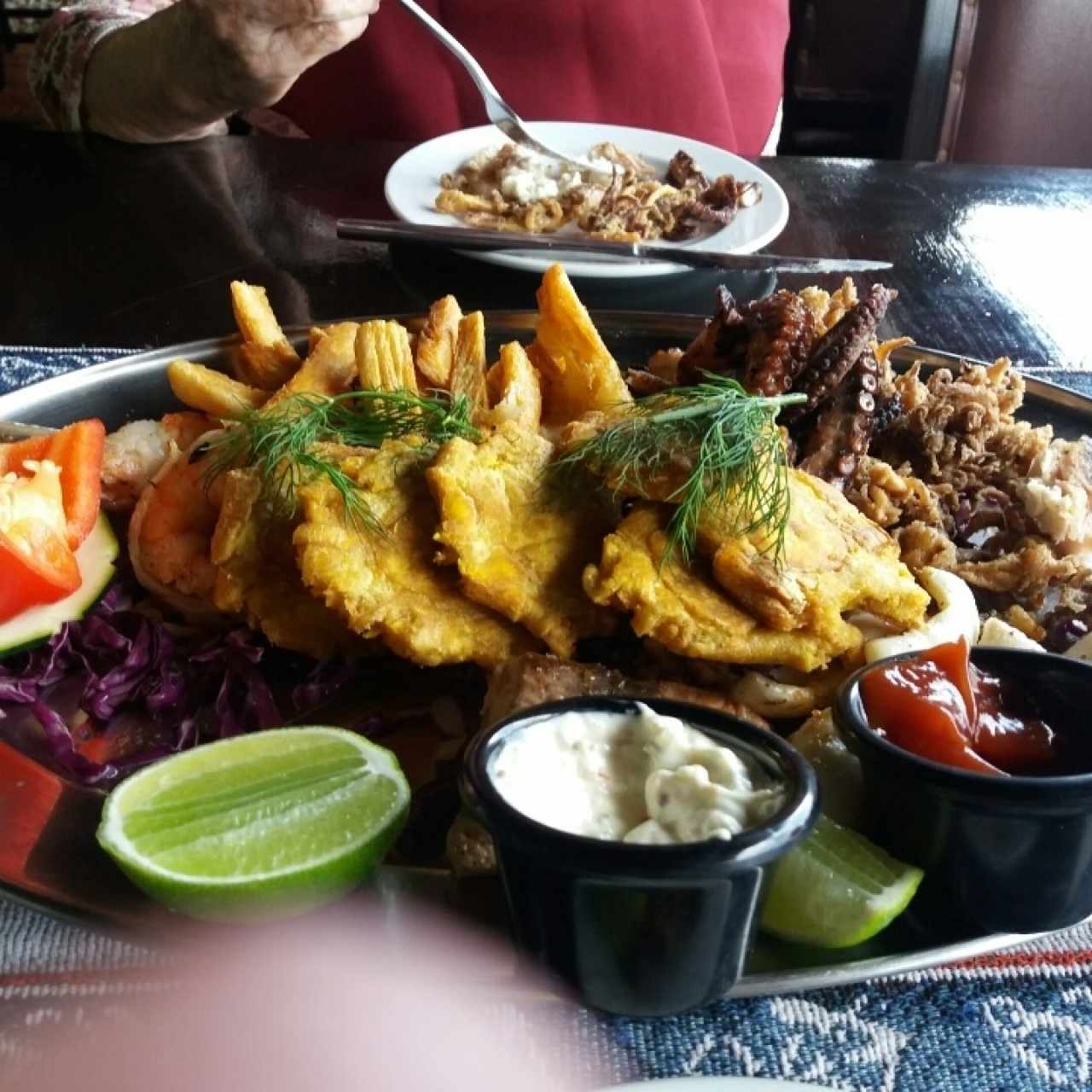 Bandeja de mariscos. Estaba rica.