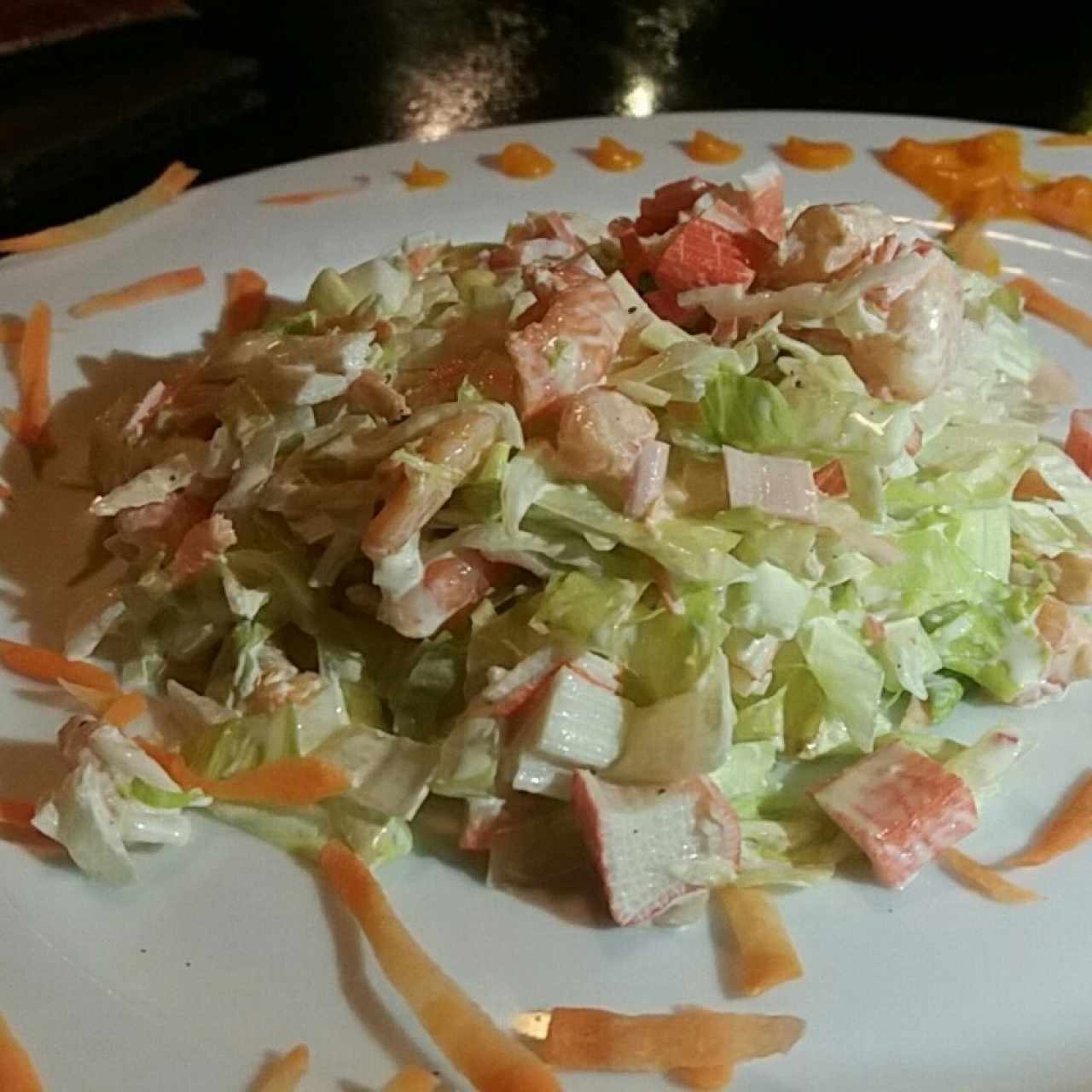 Ensalada de cangrejo y camarón