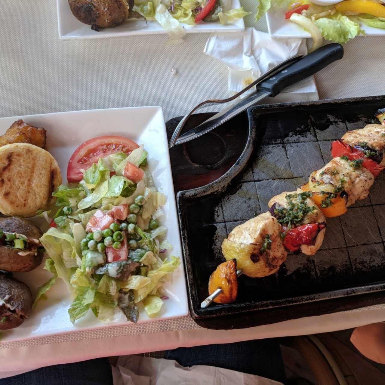 brocheta de pollo hervida