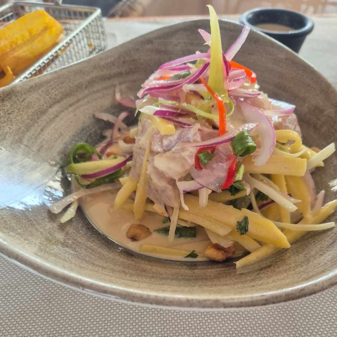 CEVICHE PERUANO FUSIÓN DE CORVINA