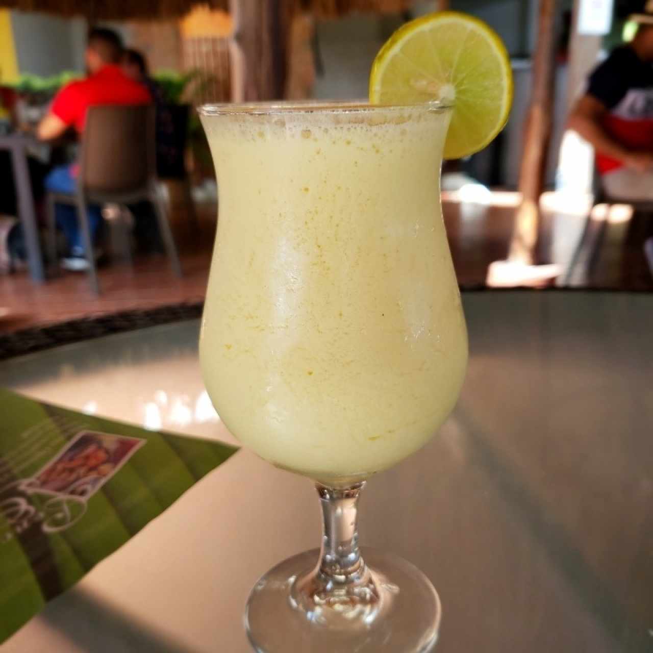 Limonada con maracuya