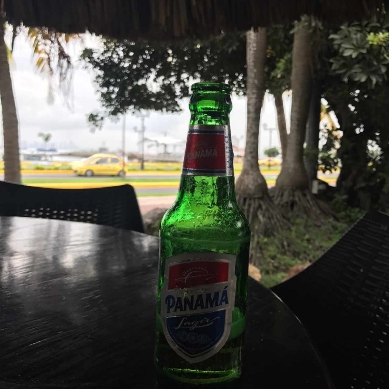 Cerveza Panamá fria con buenas vistas ...