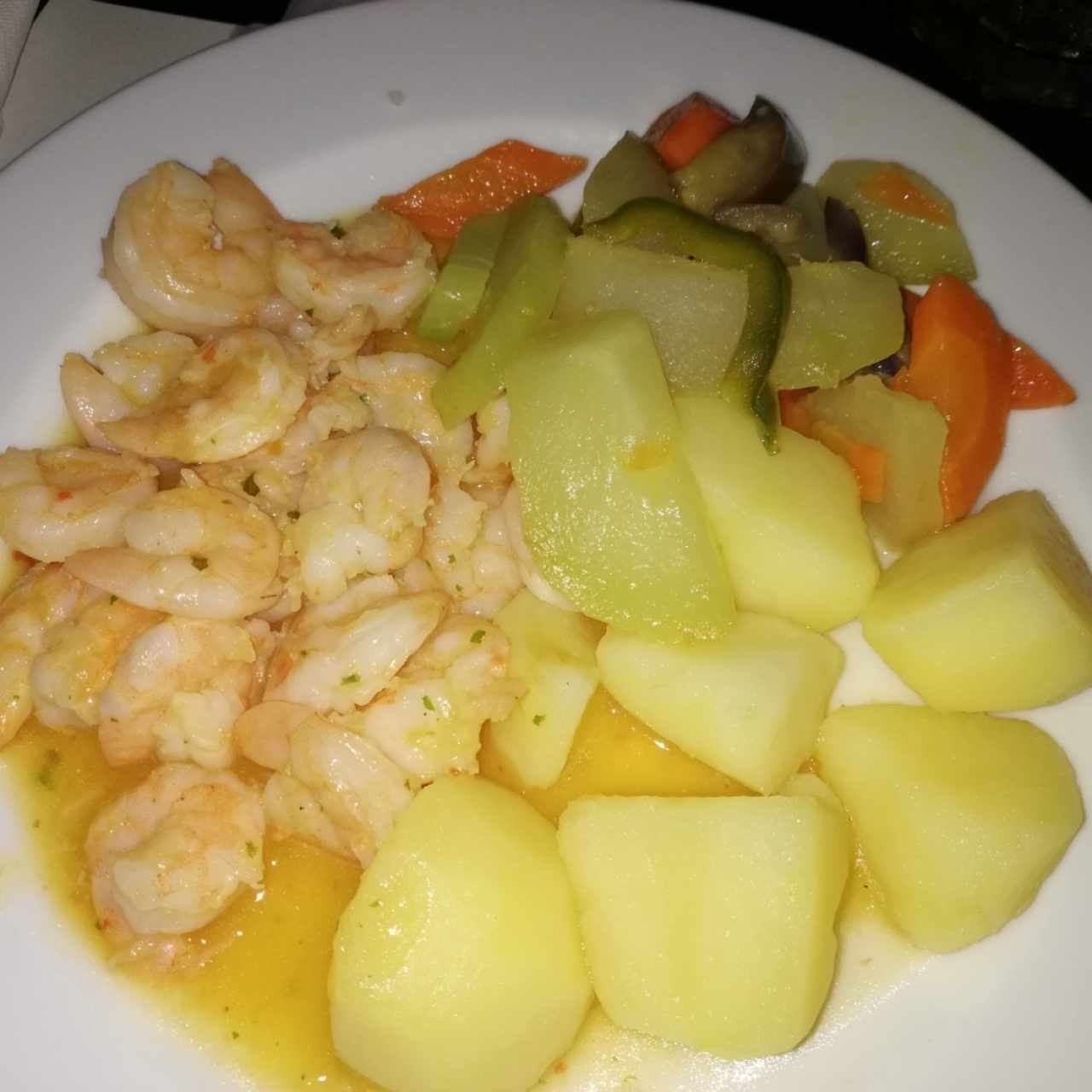 camarones con papas sancochada 