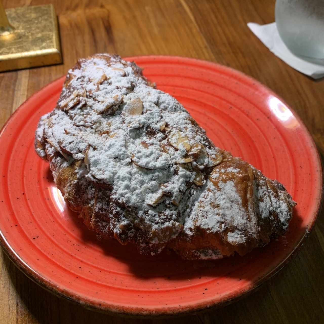 Croissant de almendras