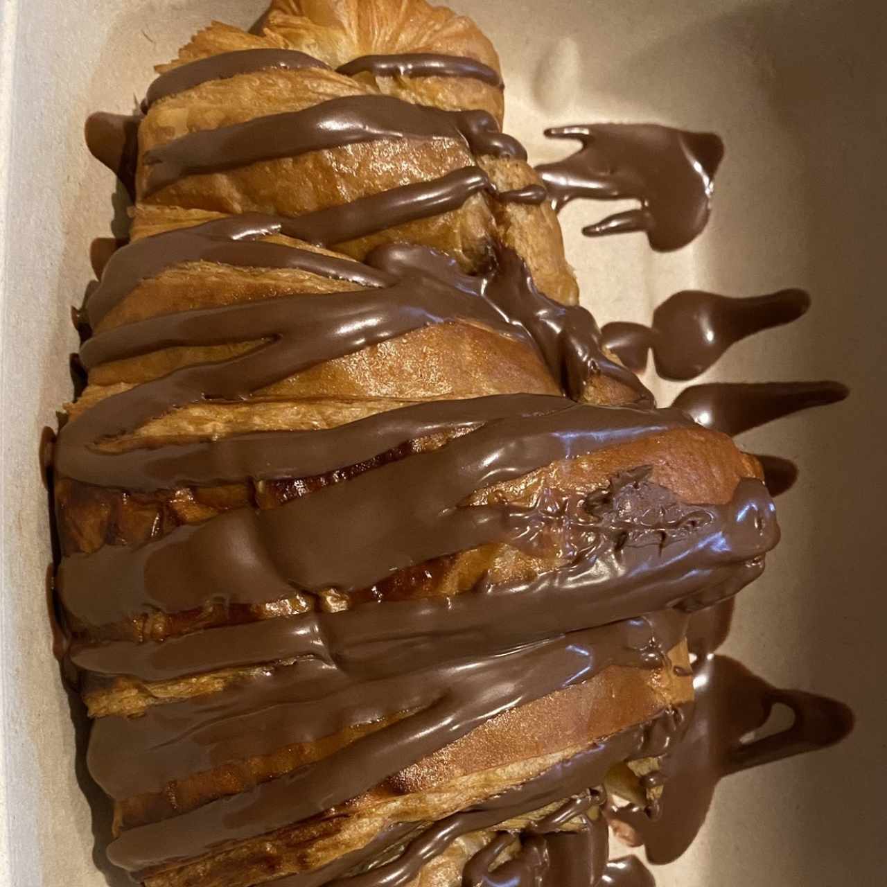 Petits Déjeuners - Croissant Nutella