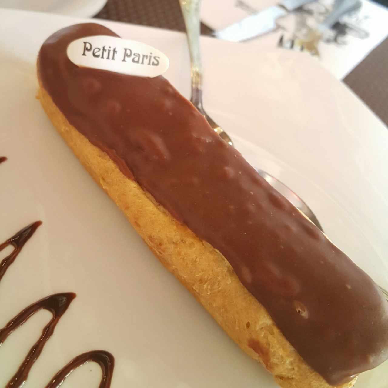 eclair de chocolate 