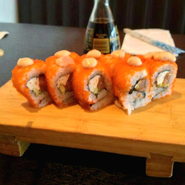 Masago roll