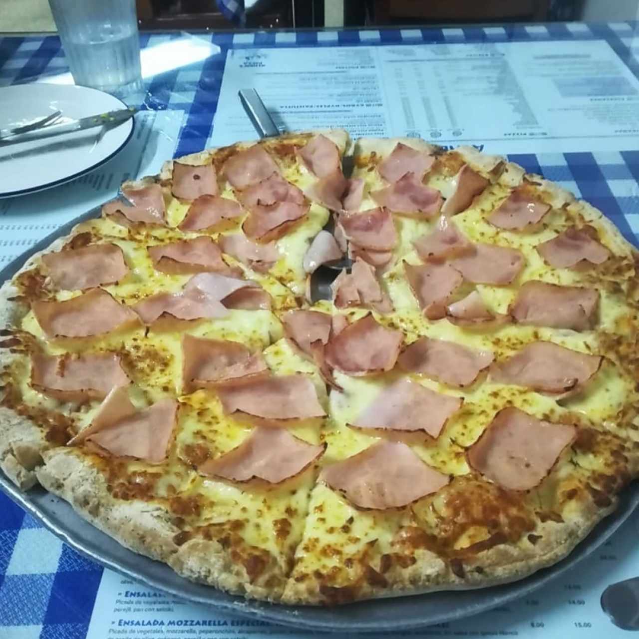 Pizza de Jamon