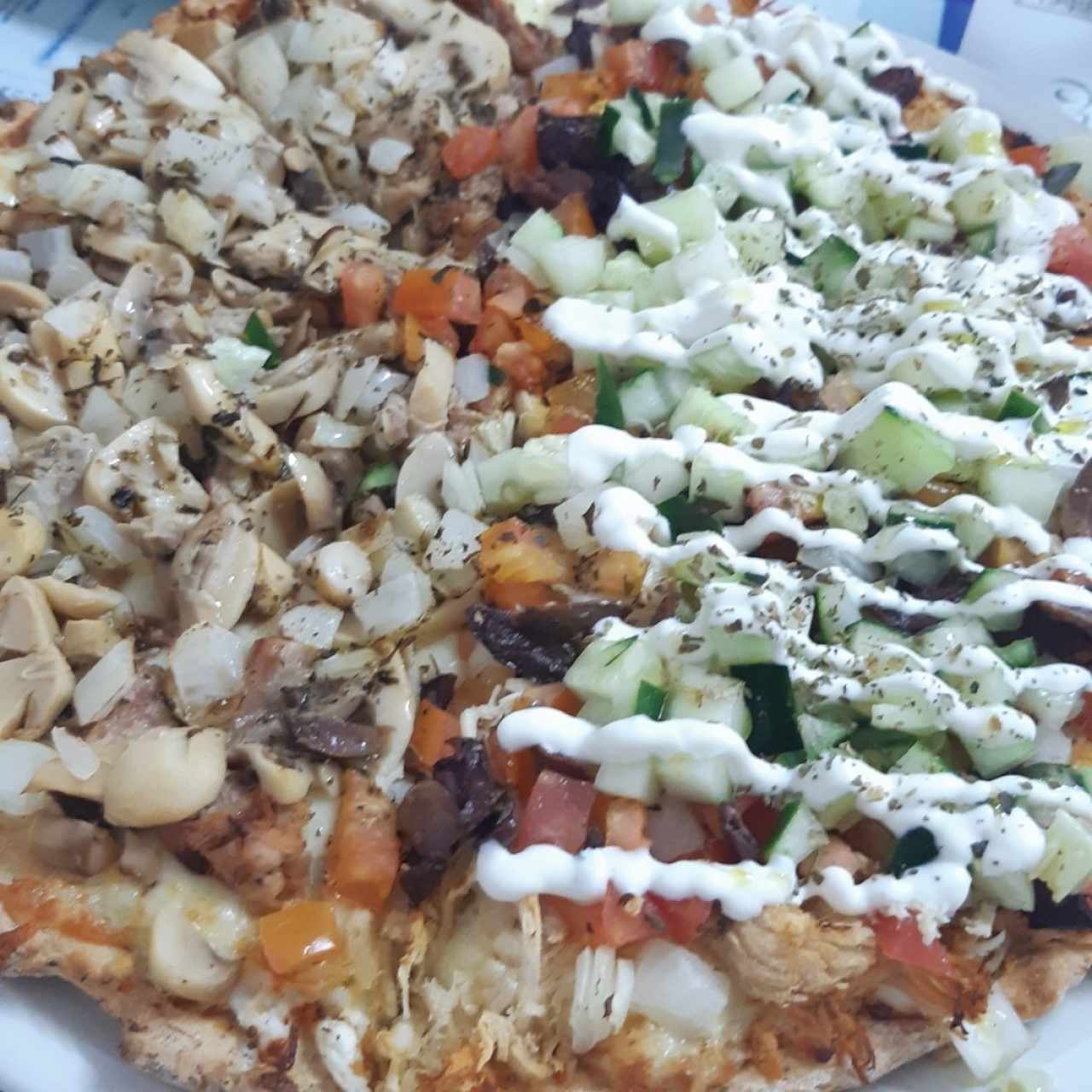 Pizza Athens / Ladopizza